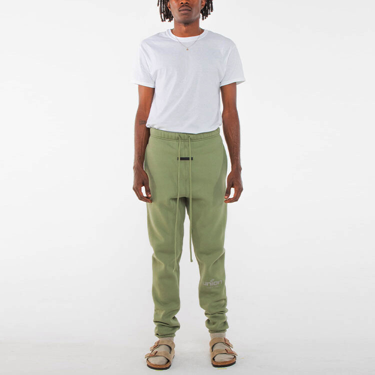 FW21 Трикотажные спортивные штаны унисекс зеленые Fear Of God Essentials, зеленый — фото 3