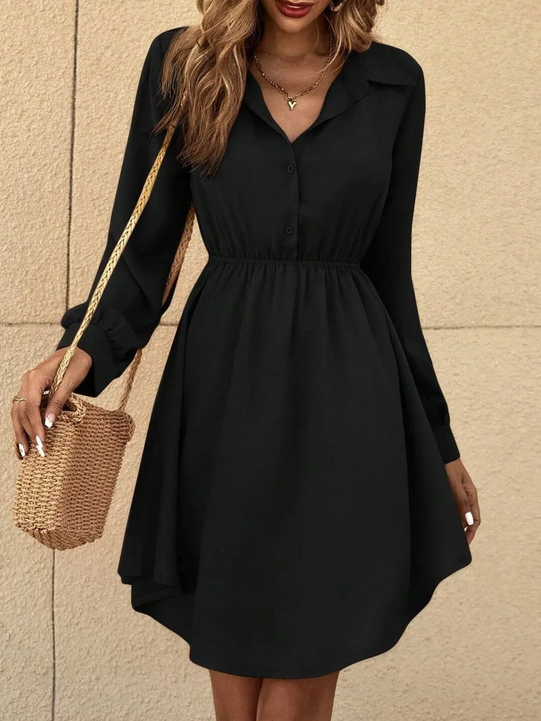 Женское короткое платье-рубашка с длинным рукавом, Black — фото 2