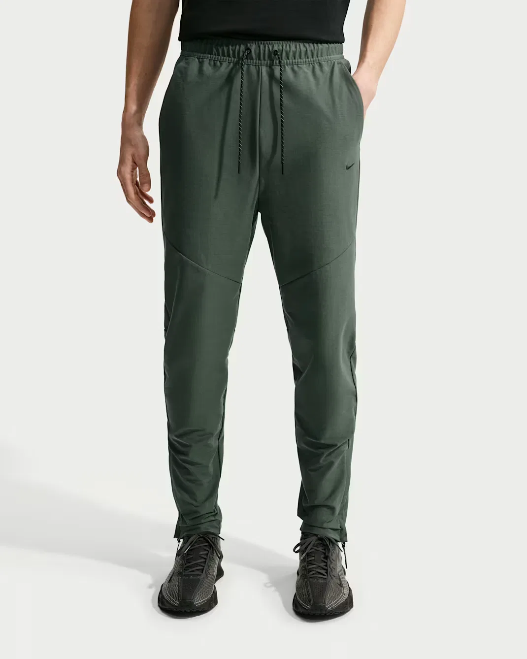 Мужские трикотажные брюки Dri-FIT Shori Nike Tech, Camo Green/Black — фото 2