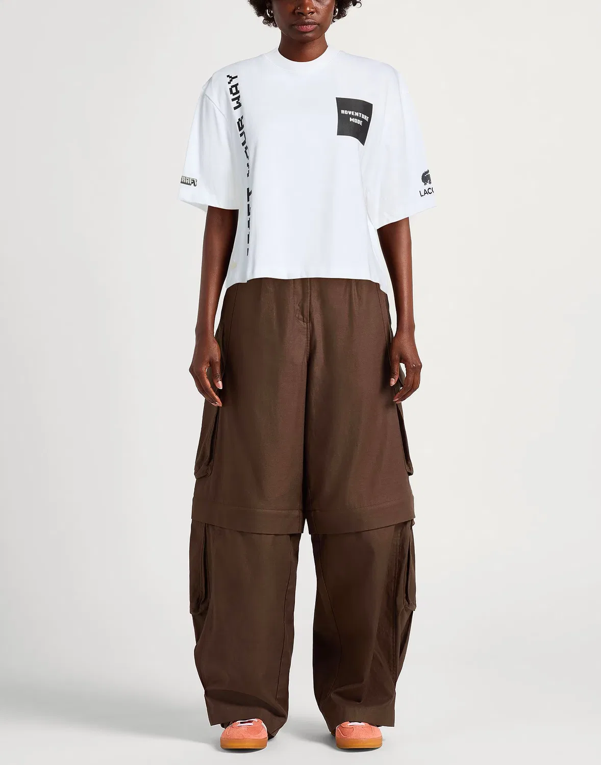 Футболка Lacoste X Minecraft женская, белая с принтом — фото 2