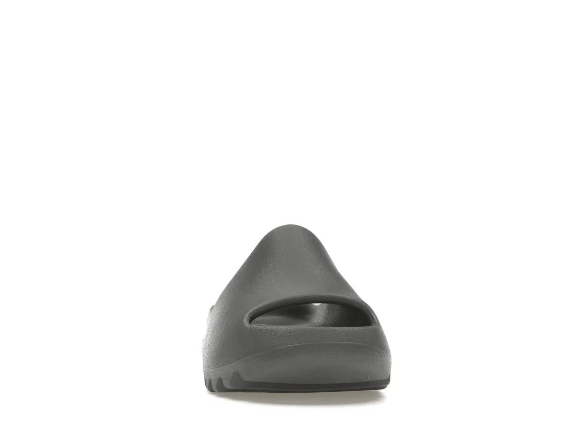 Детские шлепанцы с широким ремешком Adidas Yeezy Slide, Slate Grey/Slate Grey/Slate Grey — фото 2