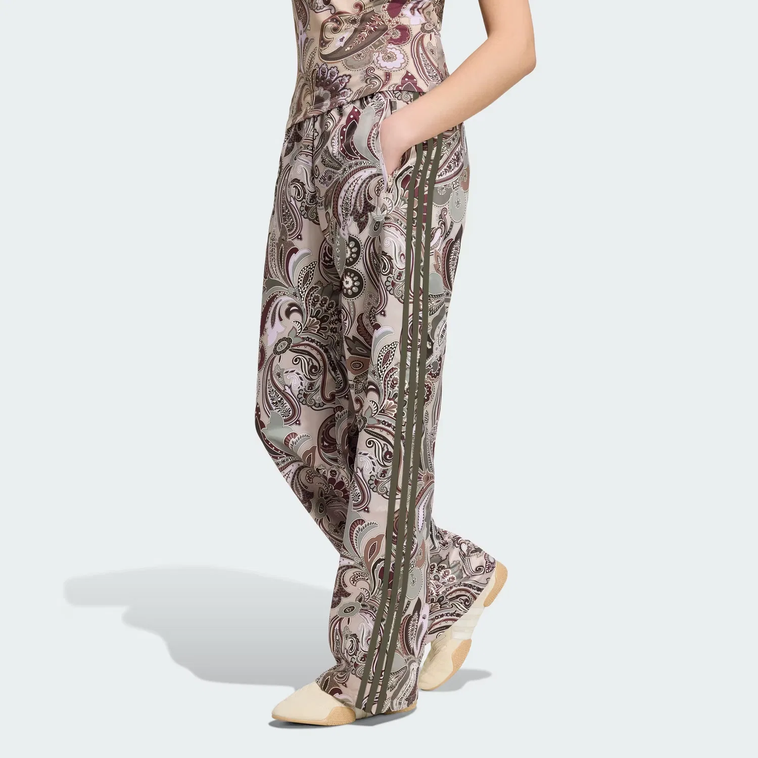 Женские спортивные брюки оверсайз из атласа Liberty London Firebird Satin Trackpant Adidas Originals, мультиколор/хаки