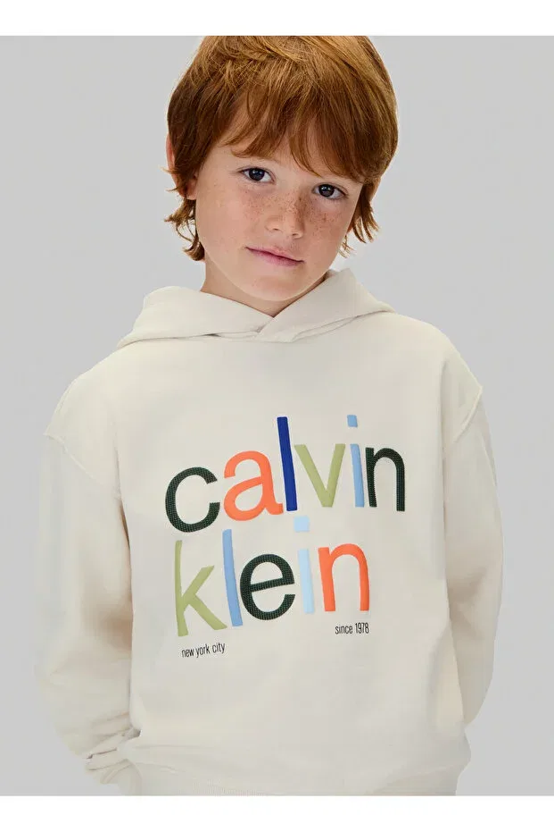 Детская толстовка для мальчиков с принтом Calvin Klein, Ecru — фото 3