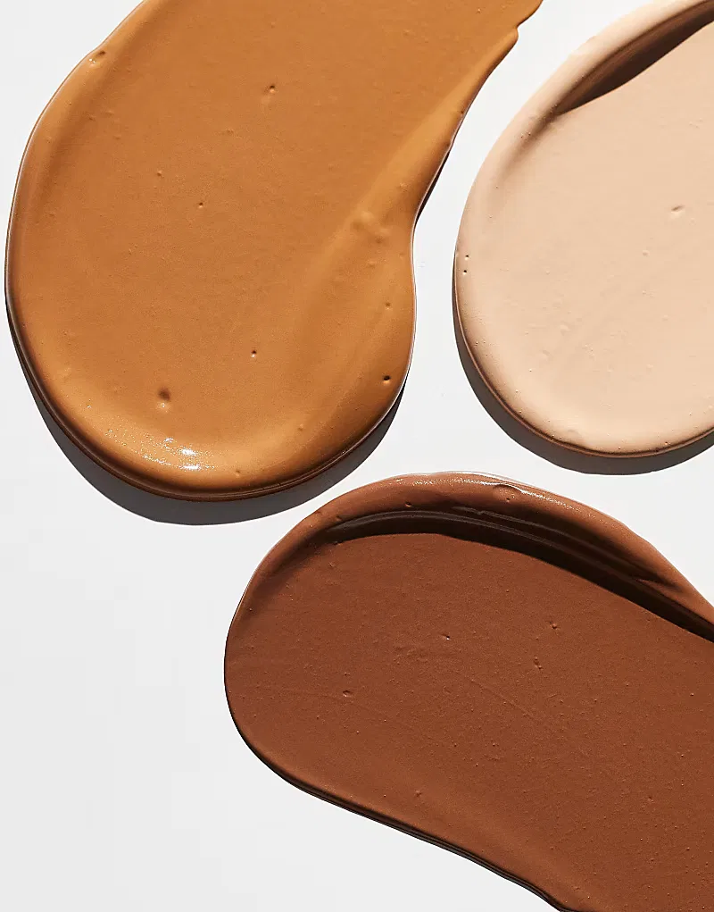 Тональный крем Charlotte Tilbury Airbrush Flawless Foundation — фото 3