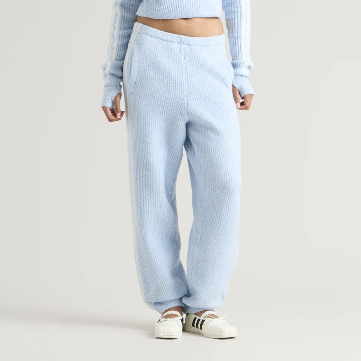 Женские брюки из трикотажа с объёмными штанинами X JENNIE Adidas, Wonder Blue — фото 2