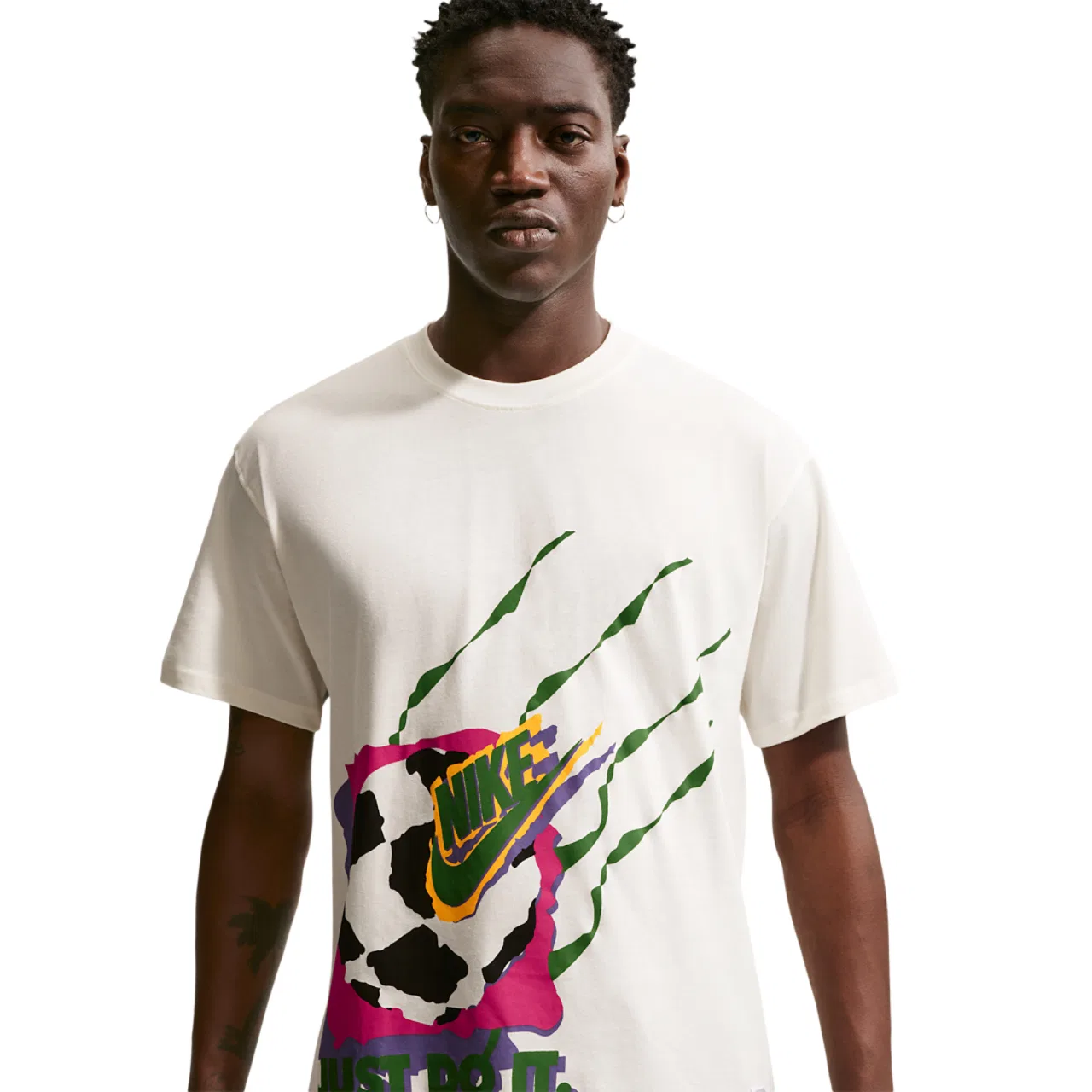 Футболка мужская Nike NSW Relaxed Graphic T-Shirt, цвет Sail