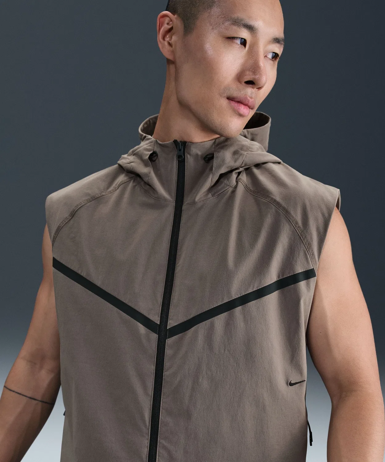 Мужская ветровка с капюшоном Nike Ergo Vest, Black — фото 4