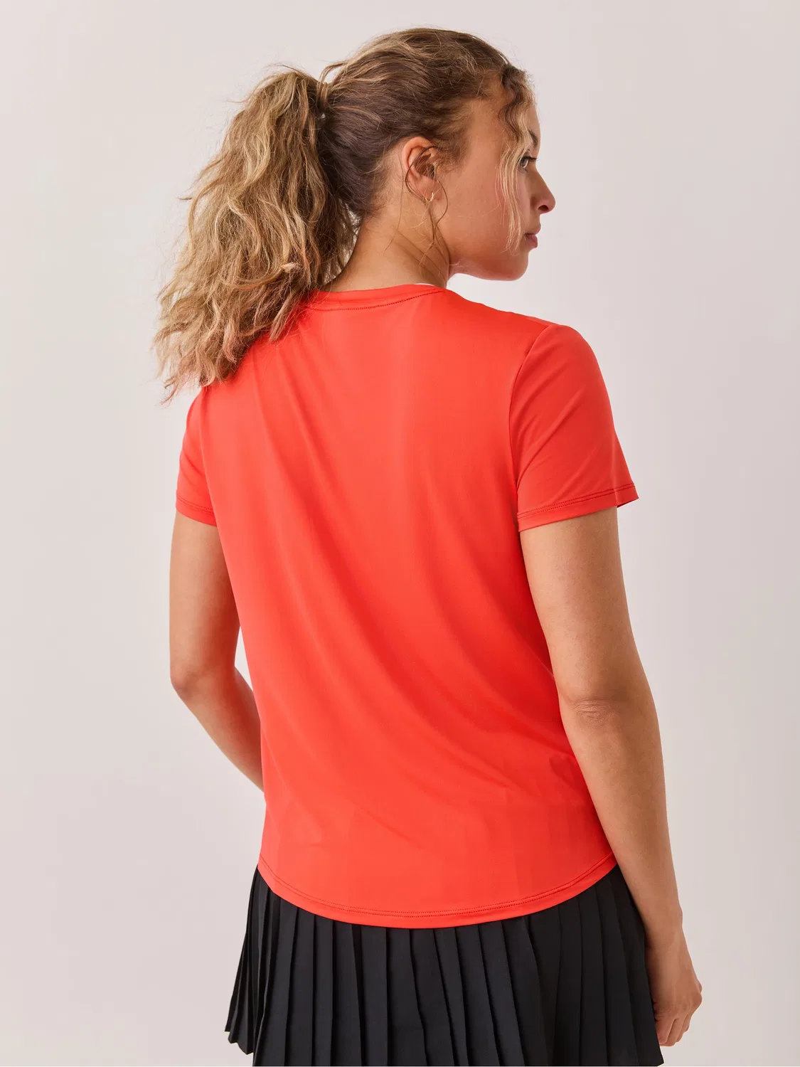 Футболка классическая Nike One Dri-FIT, красный — фото 3