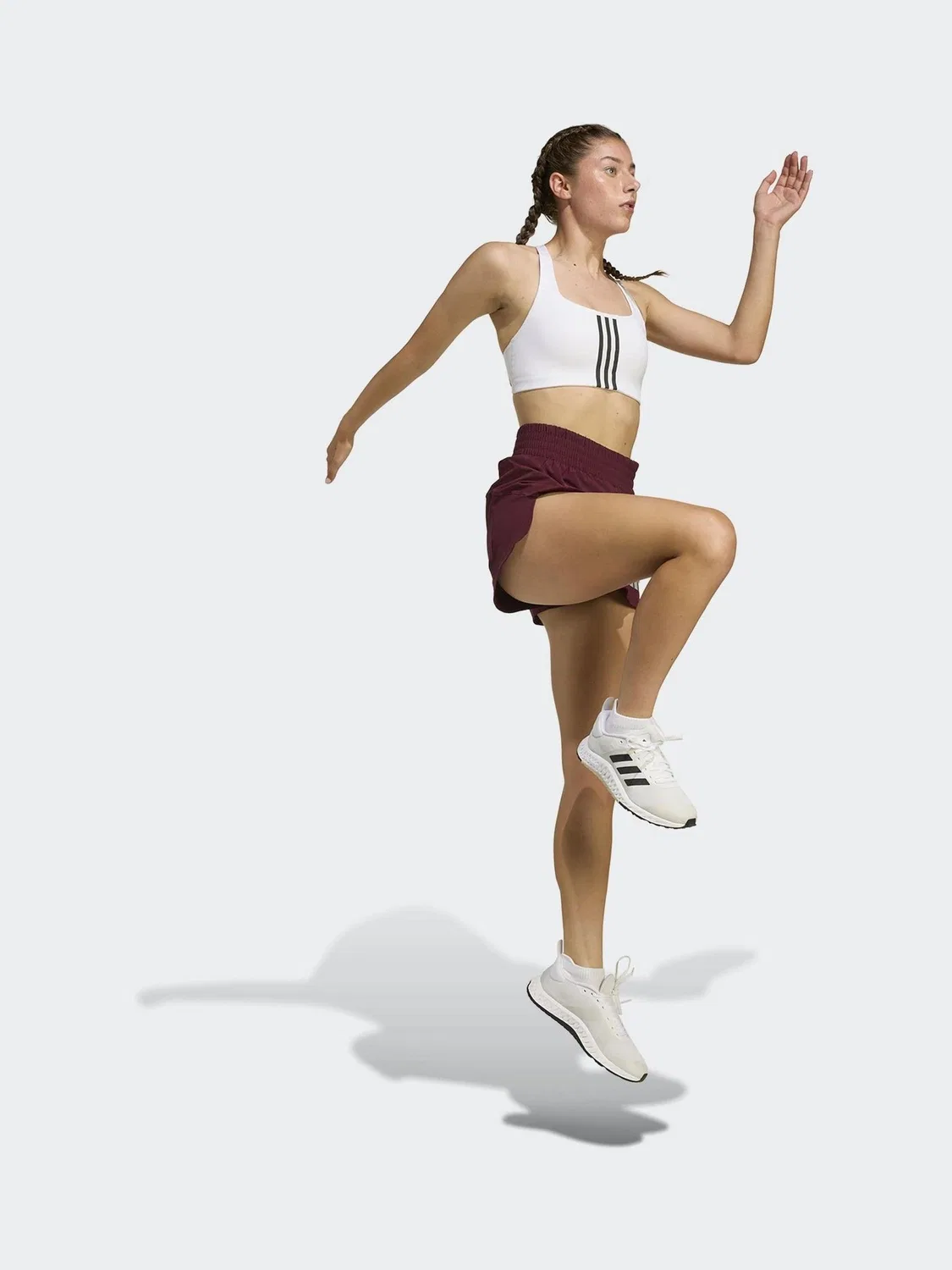Шорты для тренировок adidas Tech Pacer, Maroon Red — фото 3