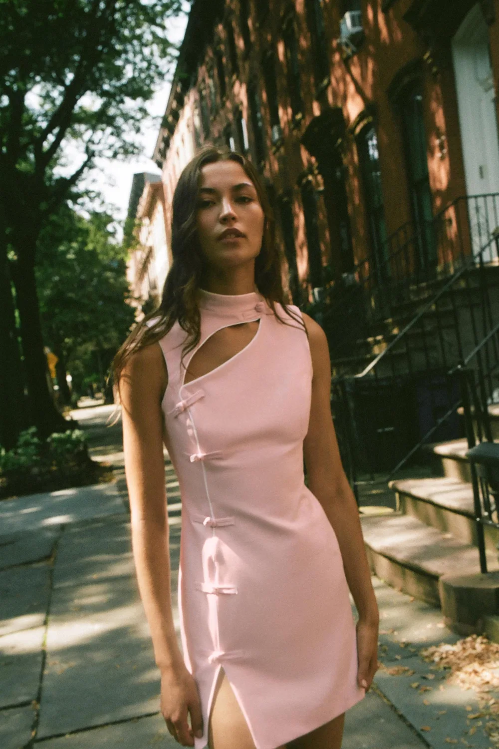 Мини-платье с застежкой в виде лягушки. ZARA, Pink