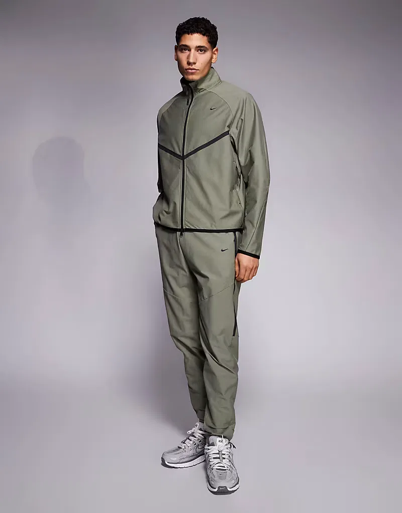 Куртка Nike Tech на молнии, хаки — фото 2