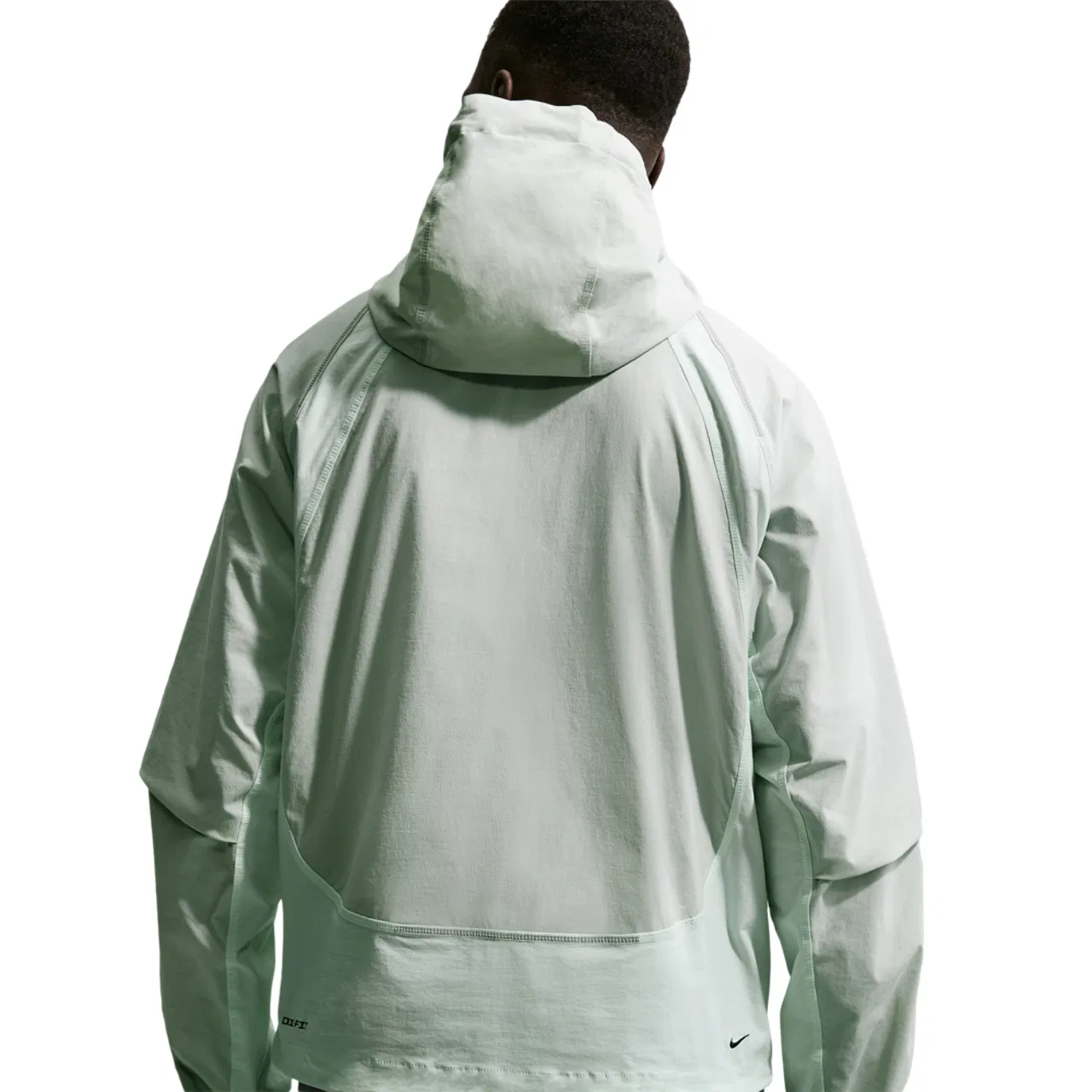 Мужская куртка Tech Drifit Woven CB FZ Windrunner Nike, цвет Light Silver/Black/Barely Green — фото 2