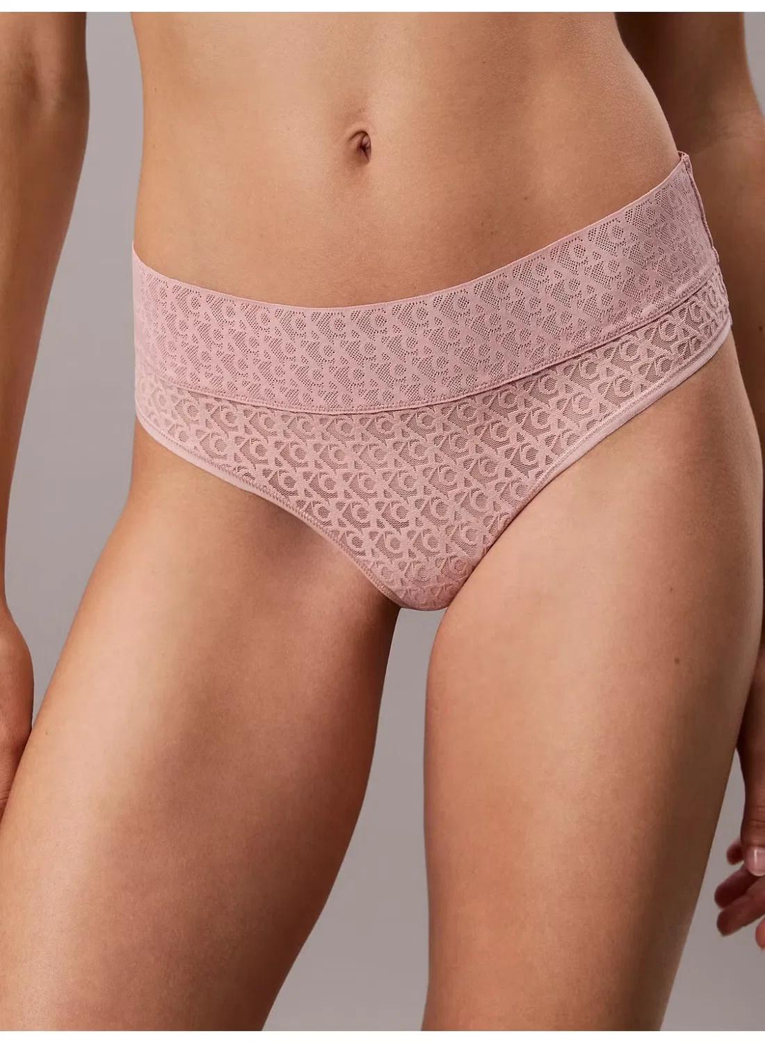 Трусы бразилиана с кружевной отделкой Icon Logo Lace Calvin Klein, приглушенный — фото 2
