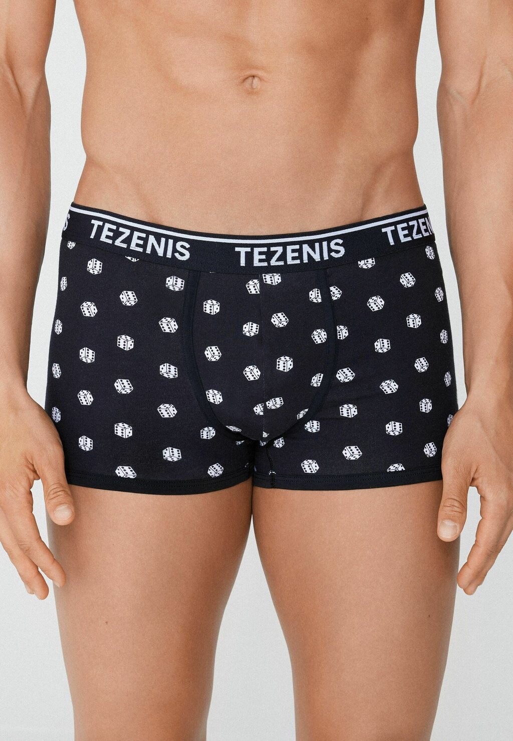 

Брюки AUS BEDRUCKTER MIT KONTRAST KANTEN UND LOGO Tezenis, черный