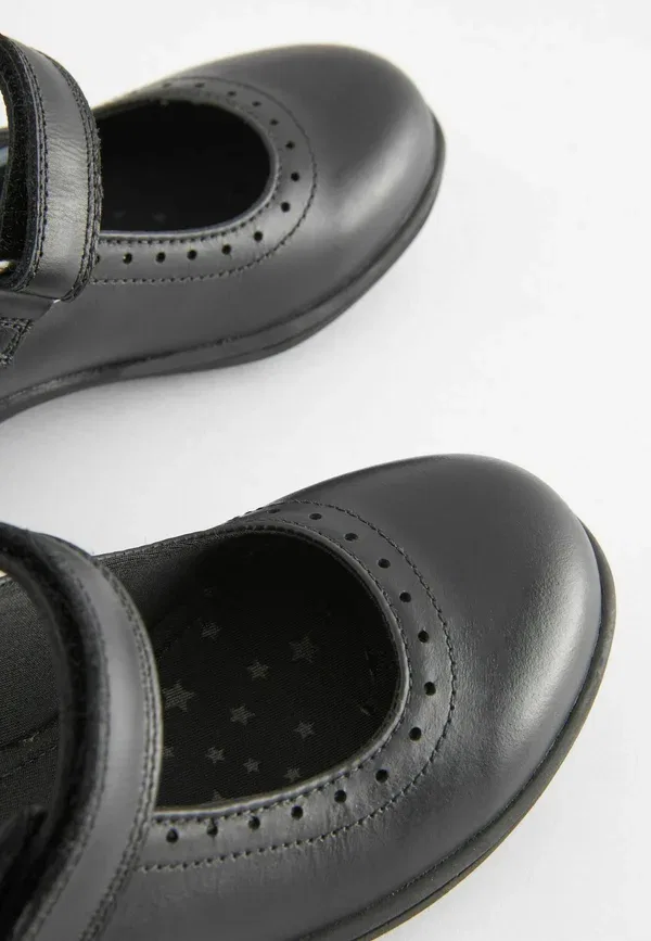 Туфли-мэри-джейн School brogue detail mary jane shoesfit (f) baby shoes Next, темно-синий — фото 4