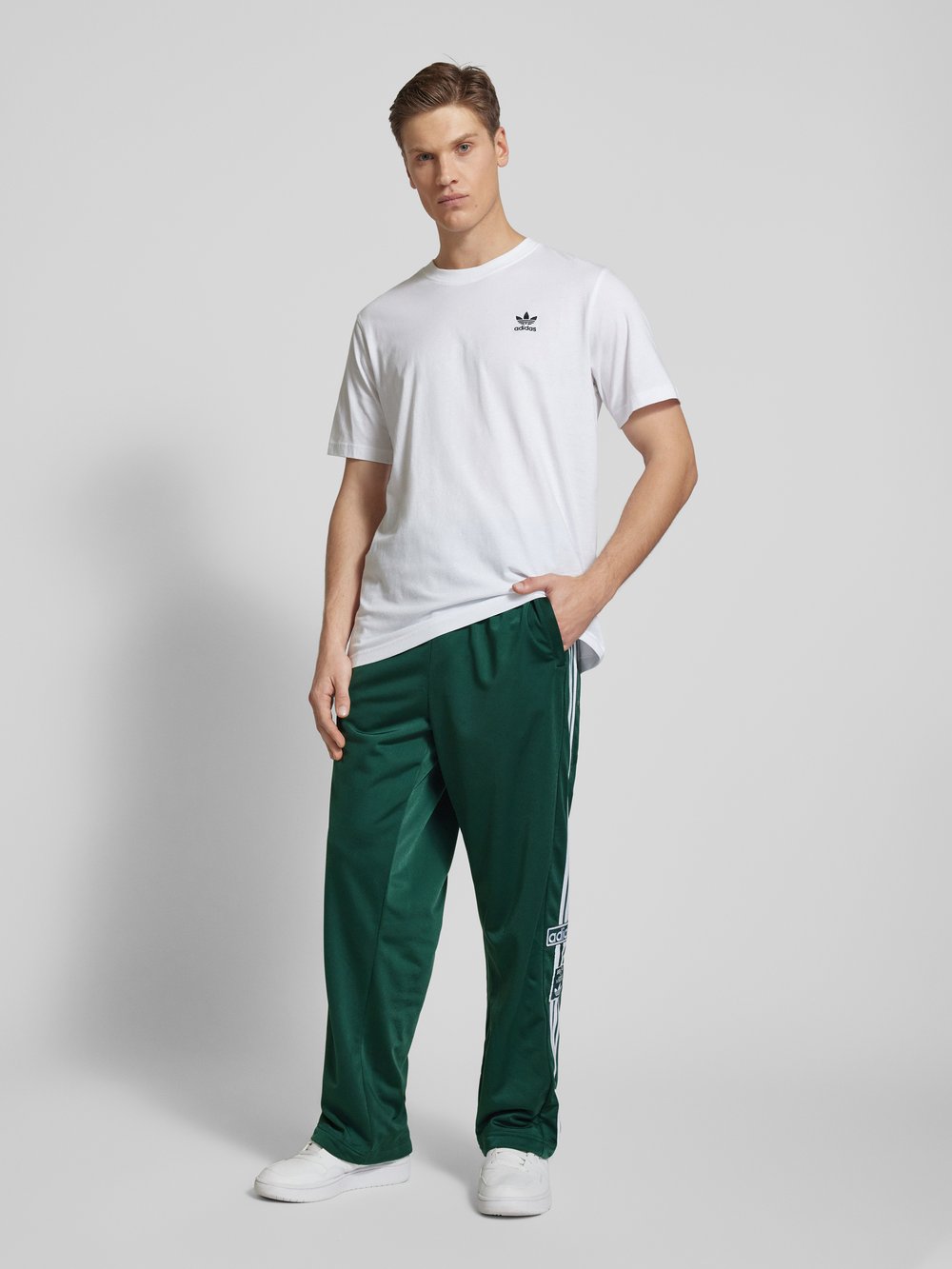 

Мешковатые спортивные штаны с карманами, модель «ADIBREAK» adidas Originals, темно-зеленый