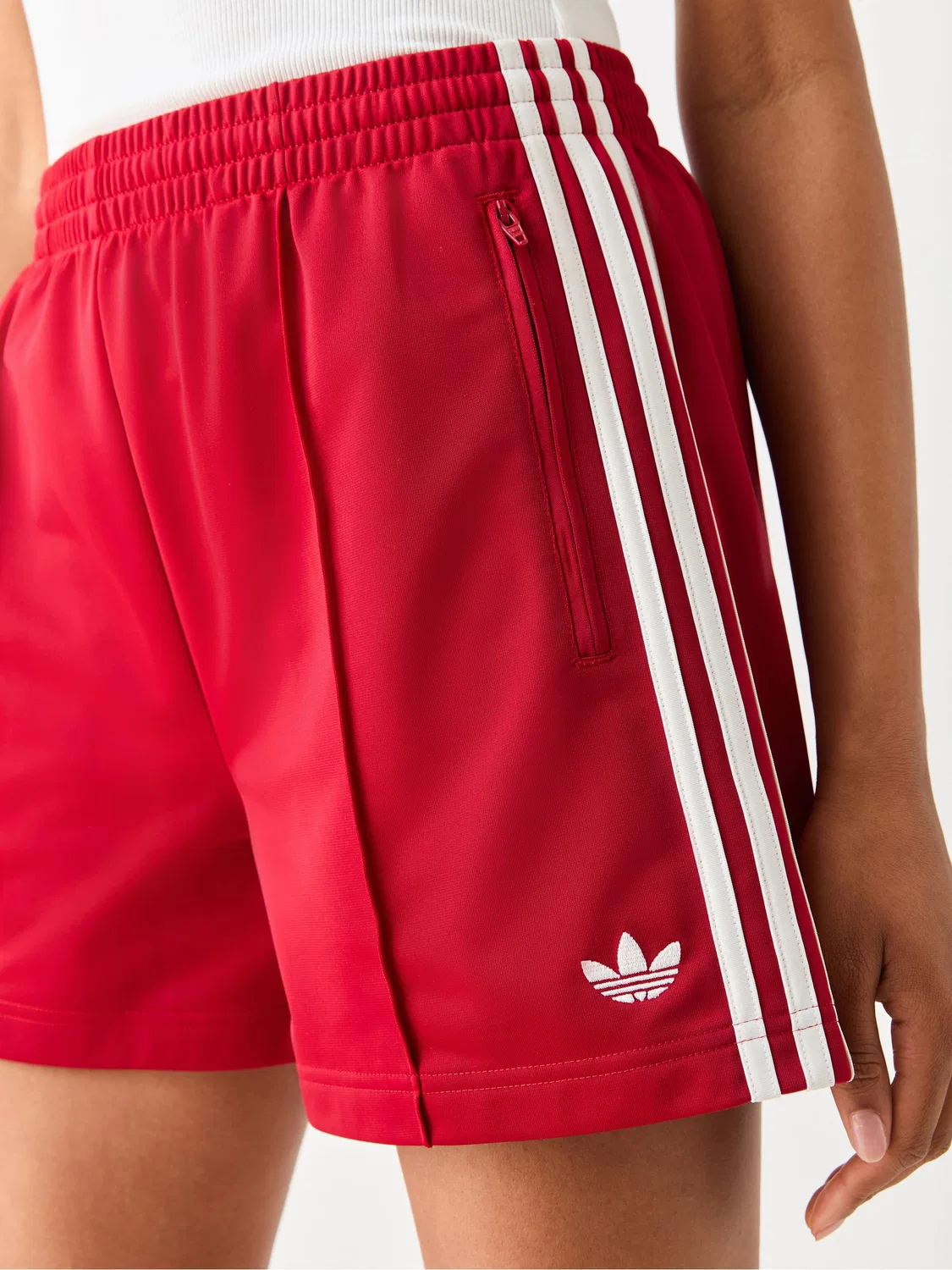 Шорты Firebird, adidas Originals, красный/белый — фото 4