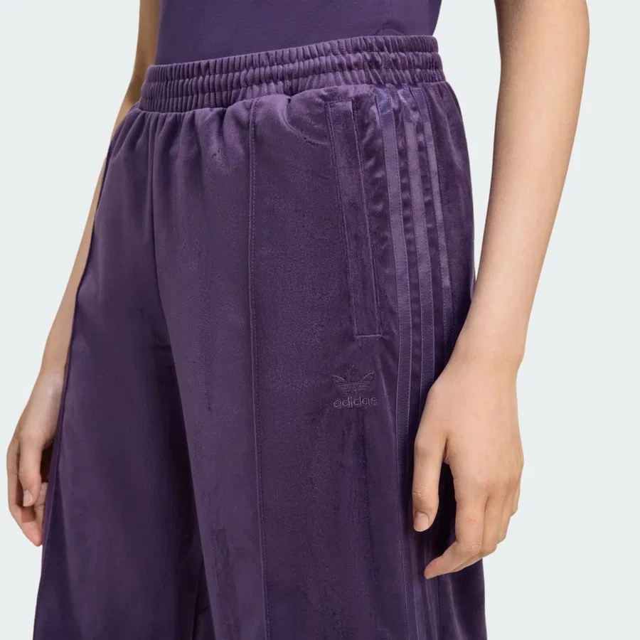 Спортивные штаны adidas Originals Adicolor Velour Track Pants, Фиолетовый — фото 4