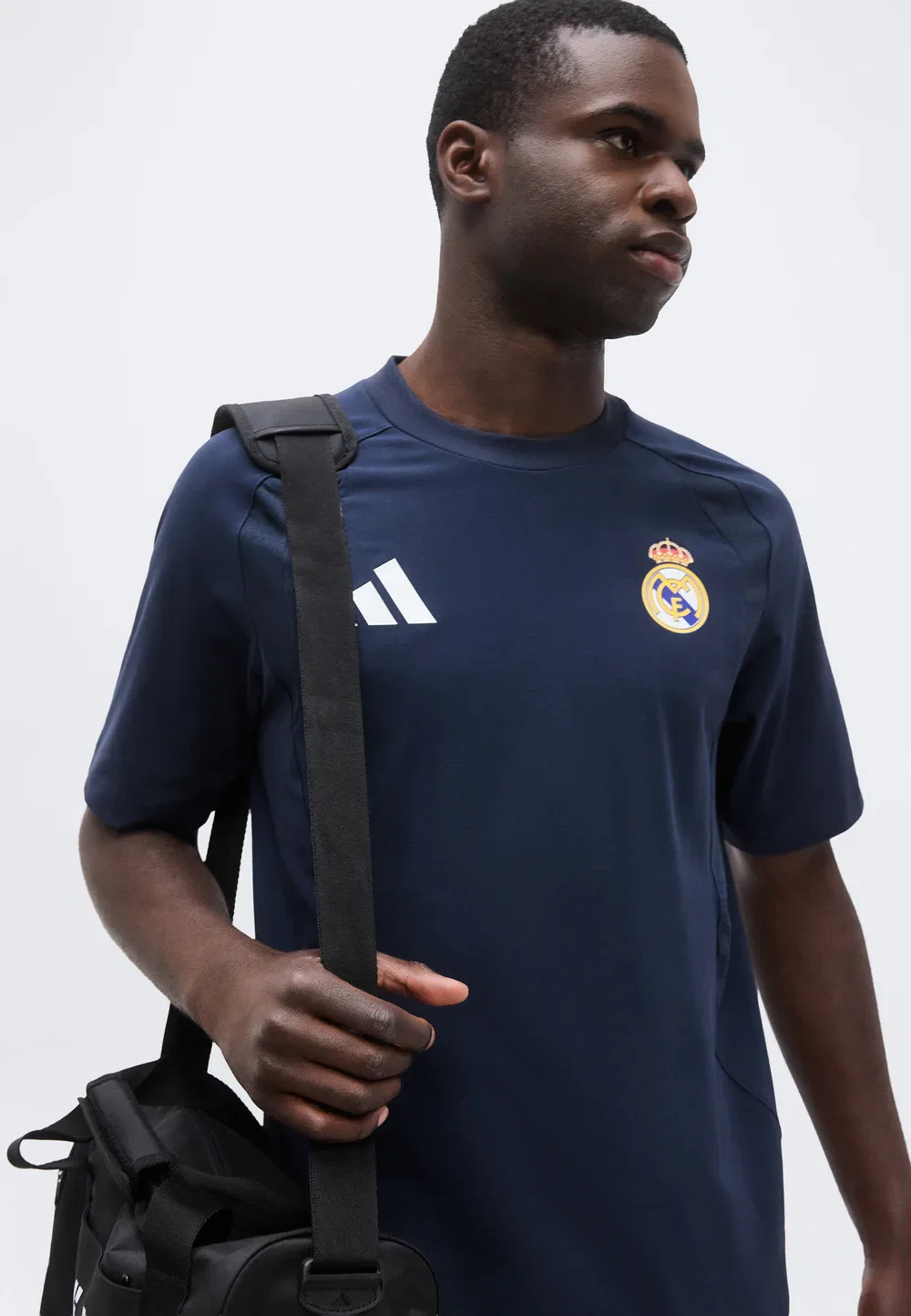 Футболка Real Madrid Tiro Travel Tee - клубная одежда Adidas Performance, Night Navy — фото 4