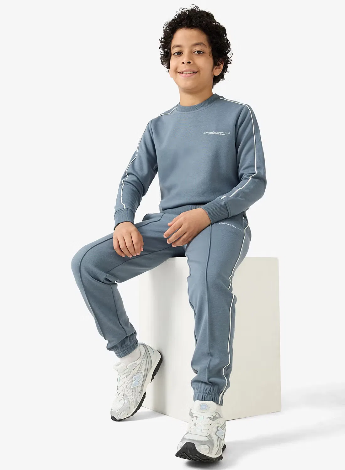 Штаны с контрастной окантовкой JPSTKANE RIKKIE Jack & Jones Junior, серый — фото 2