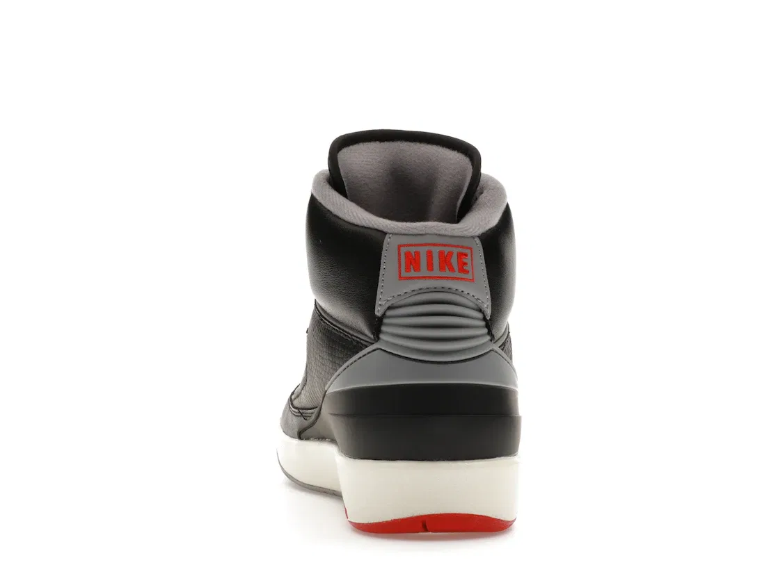 Детские кроссовки Lifestyle с принтом Jordan 2 Retro Jordan, Black/Fire Red/Sail/Cement Grey — фото 4