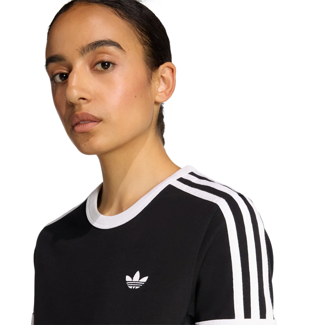 Женская футболка 3-Stripes Slim T-Shirt Adidas, белый/черный — фото 3