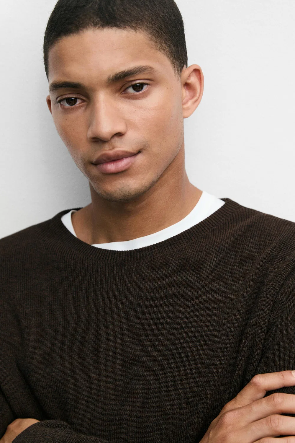 Свитер Massimo Dutti, с круглым вырезом, из хлопка, коричневый — фото 4
