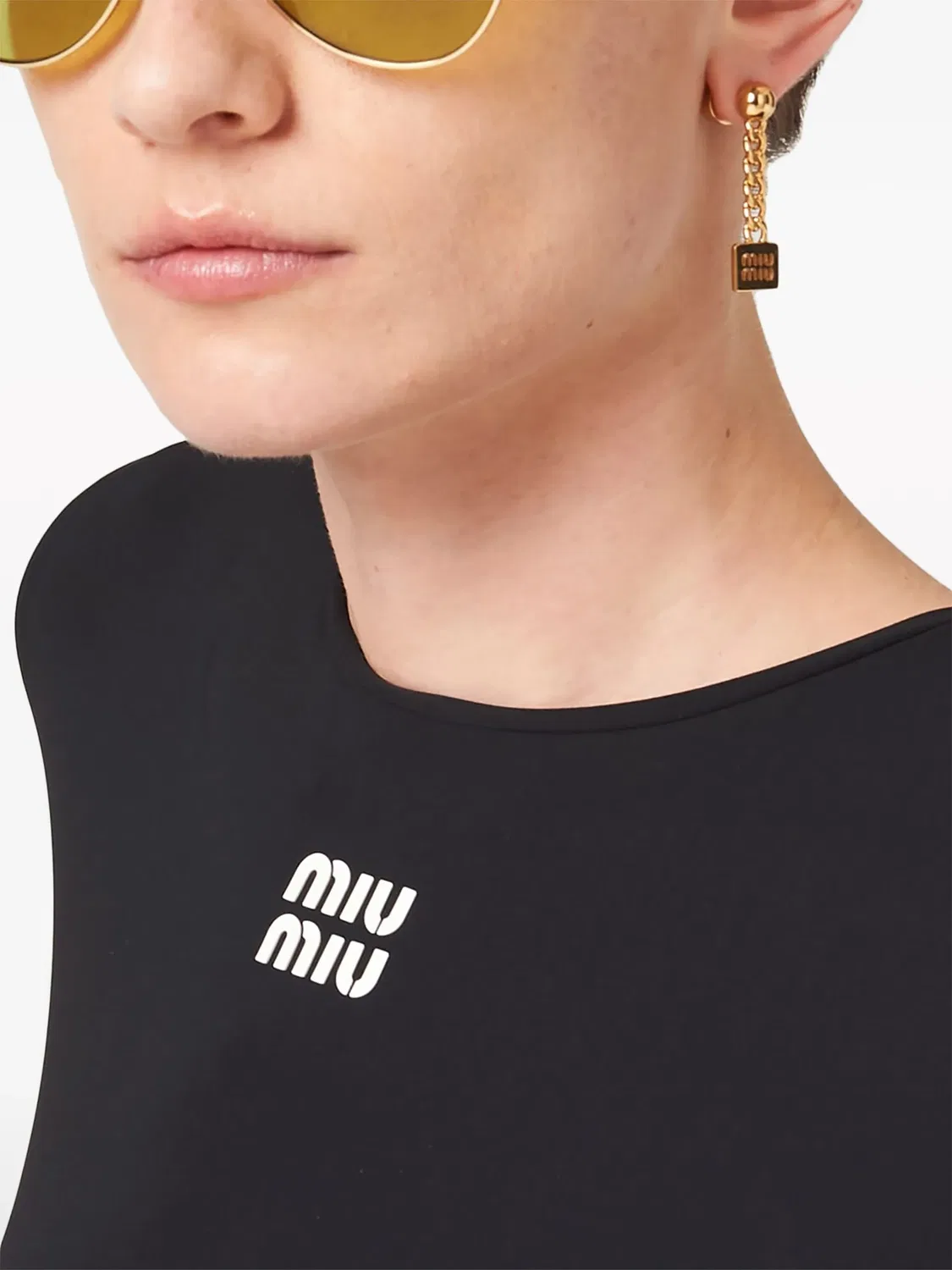 Мини-платье с логотипом и коротким рукавом Miu Miu, черный — фото 3