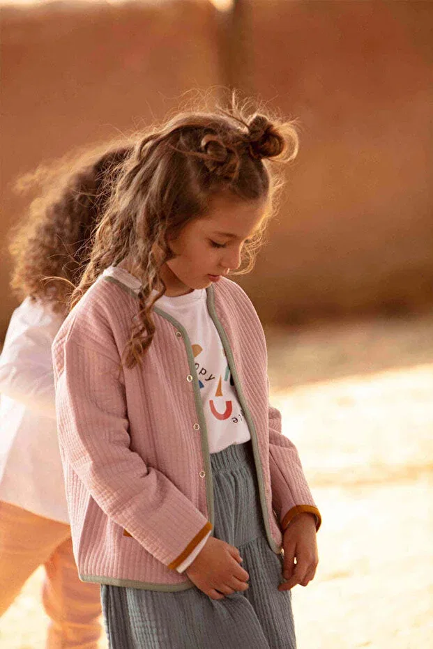 Стеганая куртка с контрастной окантовкой Miela Kids — фото 3