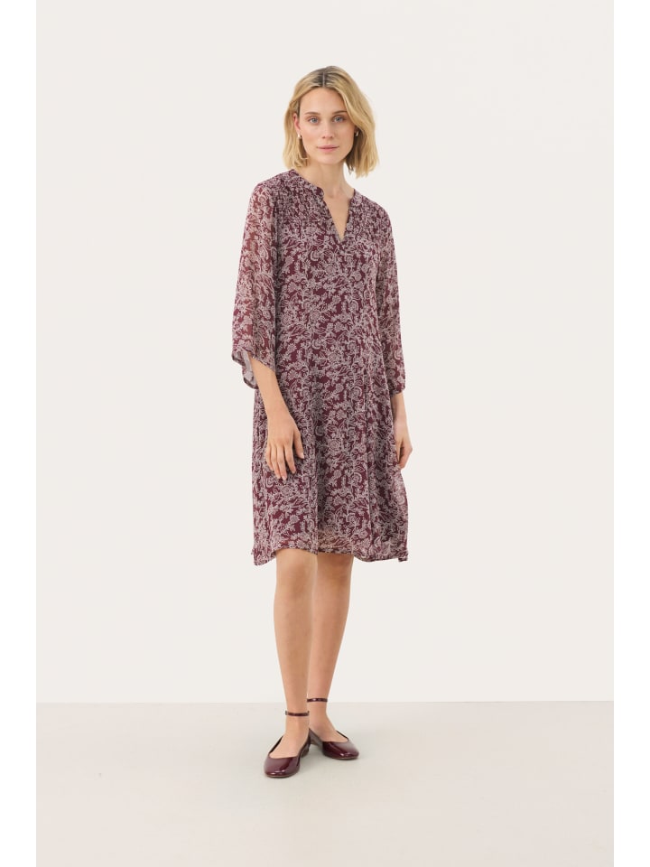 

Платье ElkaPW прямого кроя в цвете Tawny Port Wallpaper Flower PART TWO