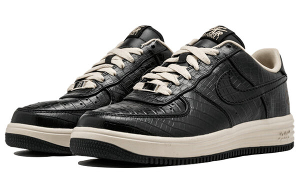 Кроссовки фрагмент дизайн x лунная сила 1 низкая премия sp Nike, черный — фото 2