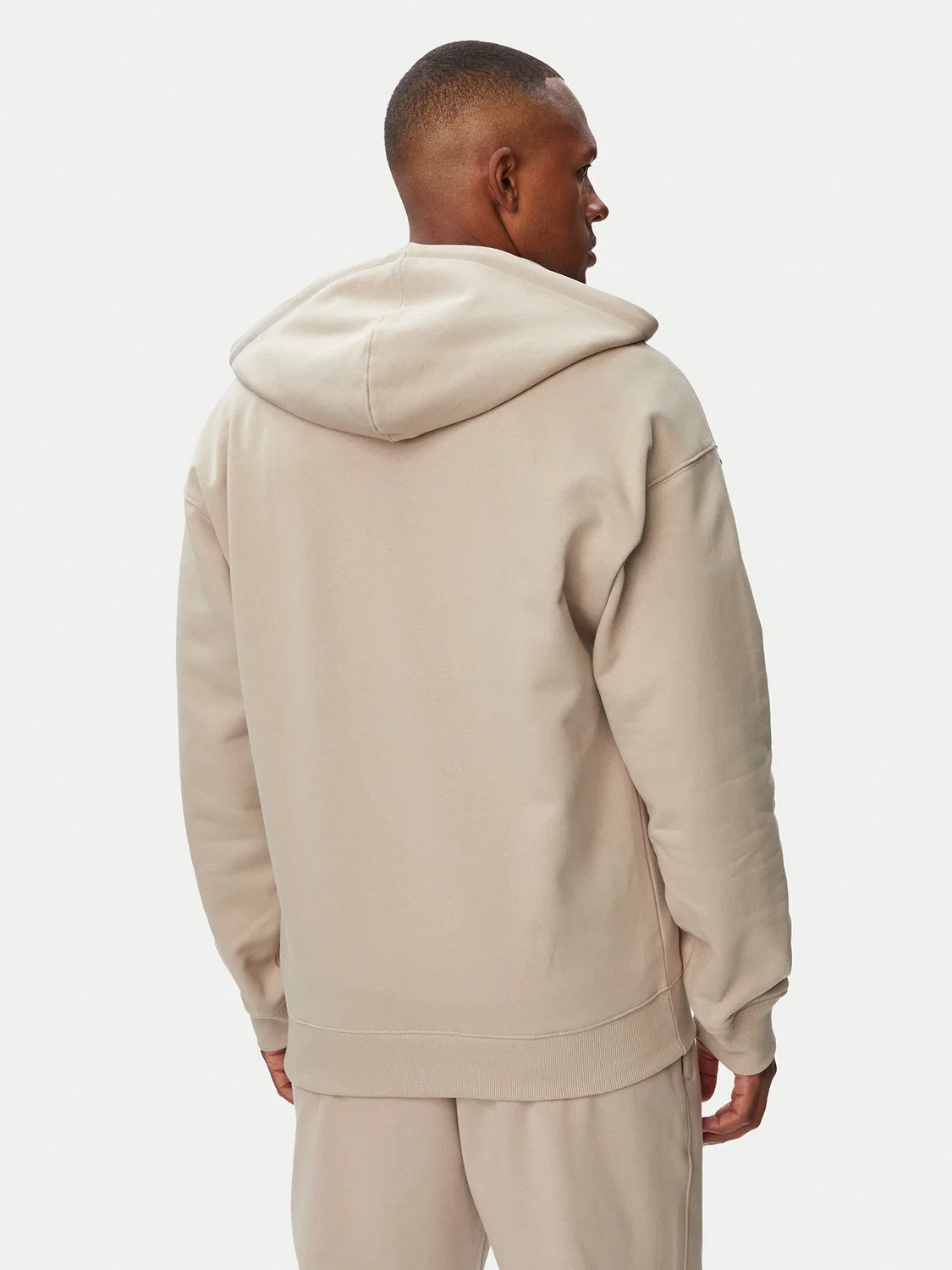 Мужской свитшот свободного кроя Trefoil Essentials Adidas, бежевый — фото 3