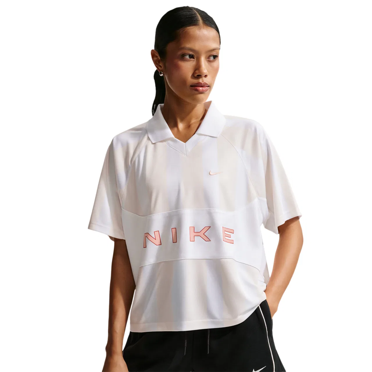 Женская футболка с вертикальными полосами Nike NSW Street Oversized SS Stripe Jersey, цвет Chalk/White/White