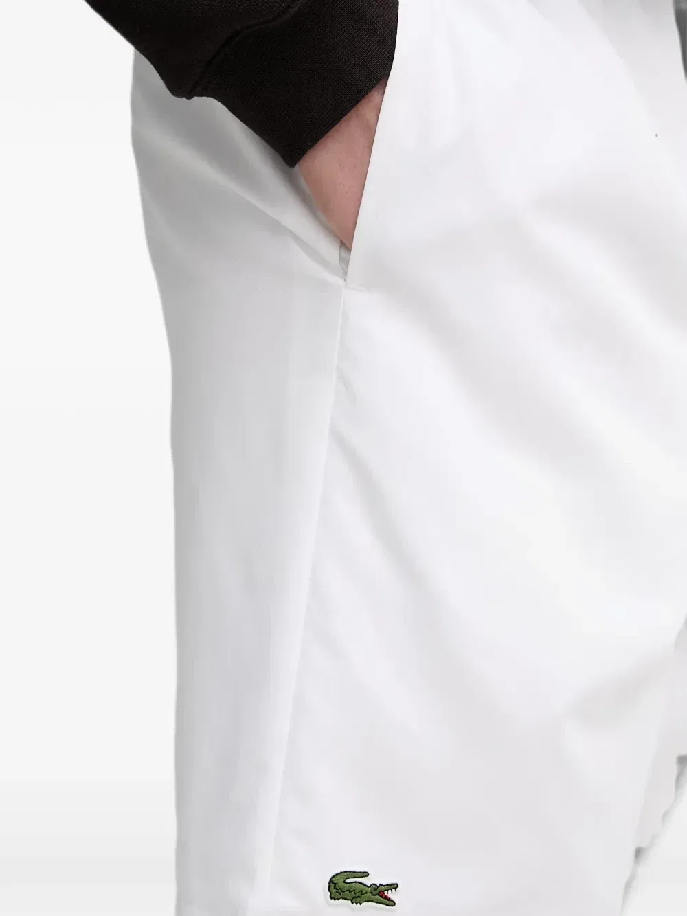 Шорты с кулиской и нашивкой-логотипом Lacoste, белый — фото 4