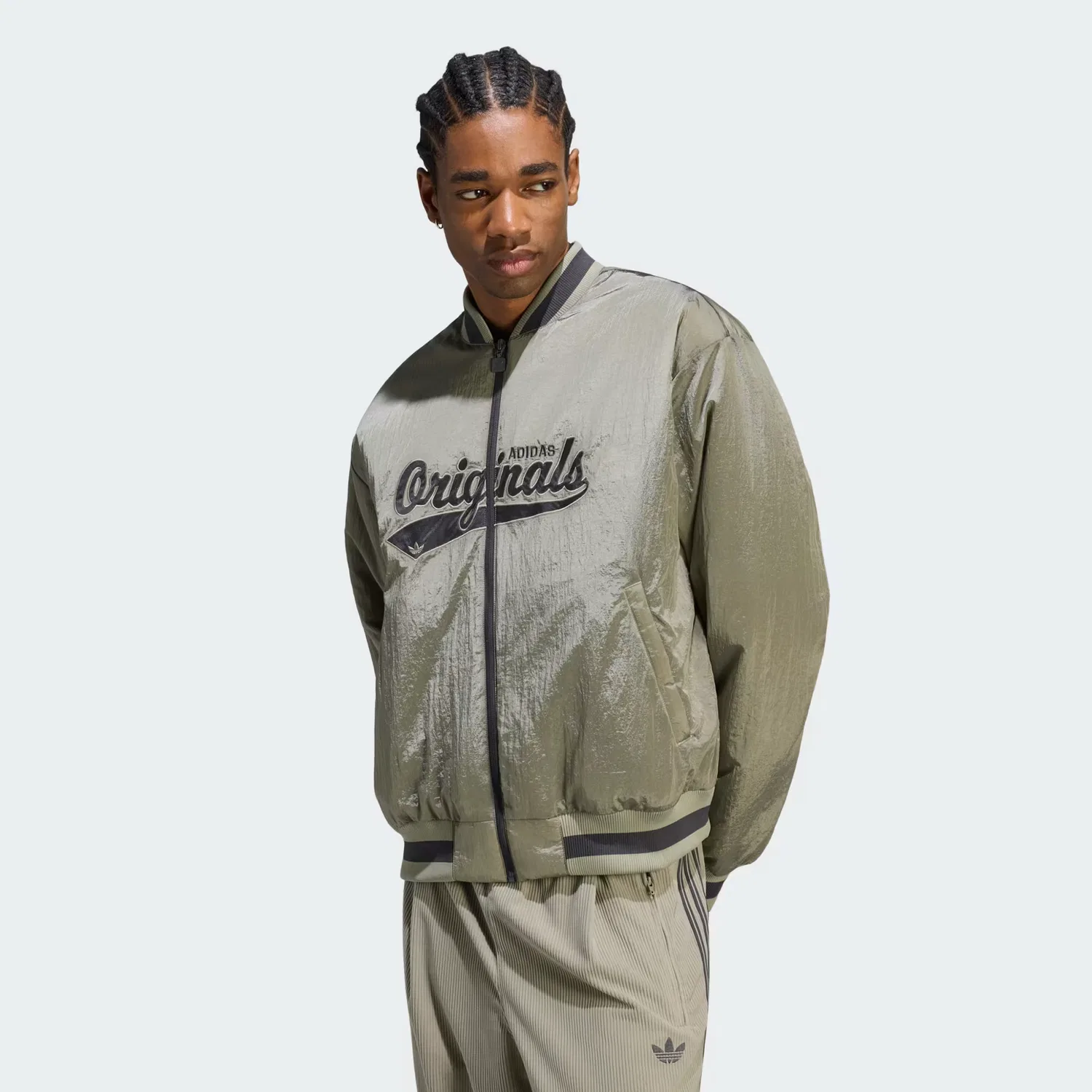 Мужская куртка-бомбер свободного кроя Shiny Originals Adidas Originals, Silver Pebble