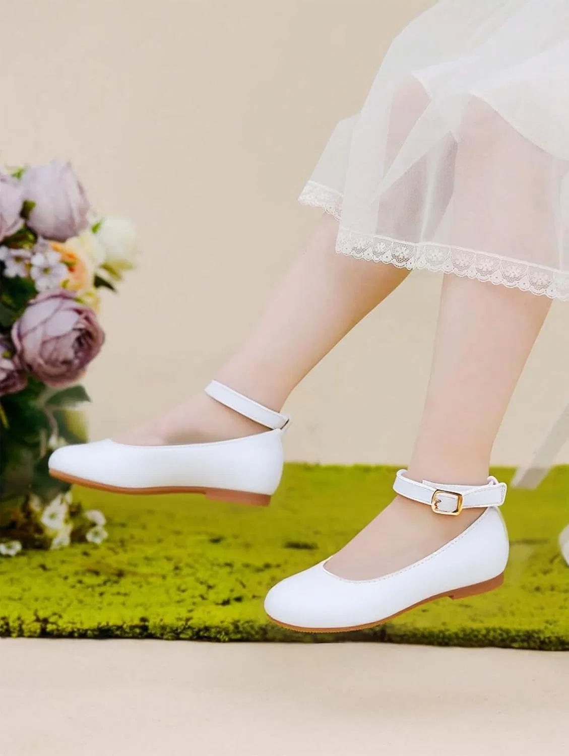 Детские туфли-балетки для девочек с блестками PHIRAMIN, White Faux Leather — фото 2