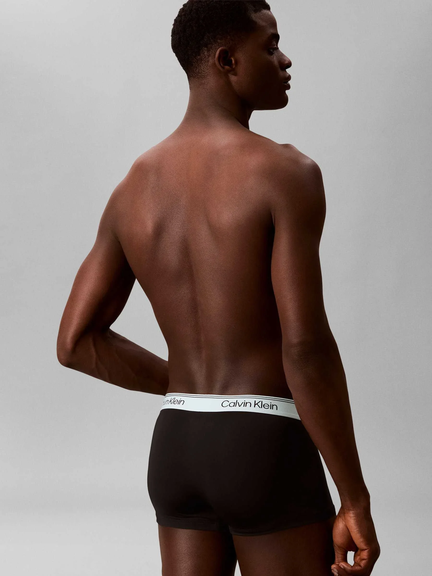 Комплект трусов Calvin Klein Low Rise Micro Stretch, 3 предмета, черный/мульти — фото 3