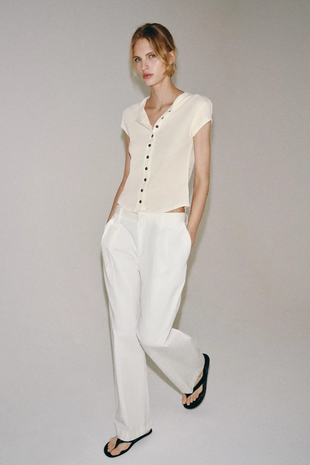 Футболка с планкой на пуговицах ZARA, Ecru