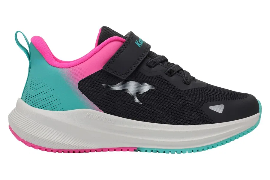 Спортивные кроссовки KangaROOS черного цвета
