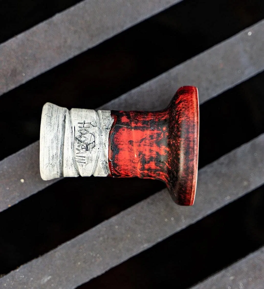 Жидкая помада Hookain, Bluddy Swish, Red — фото 2