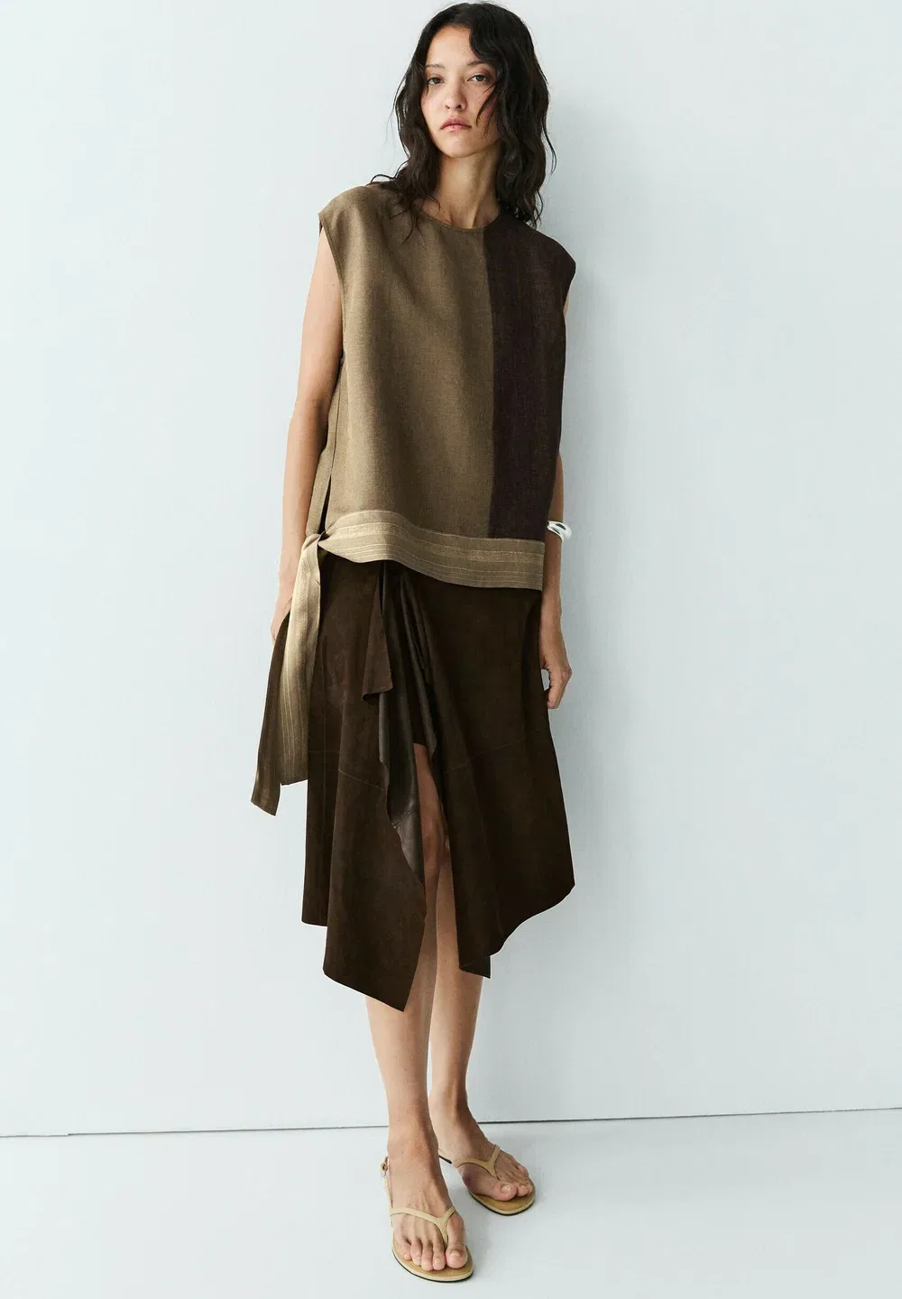 Блузка из смесовой льняной ткани с цветовыми блоками, свободного кроя Massimo Dutti, Dark Brown — фото 2