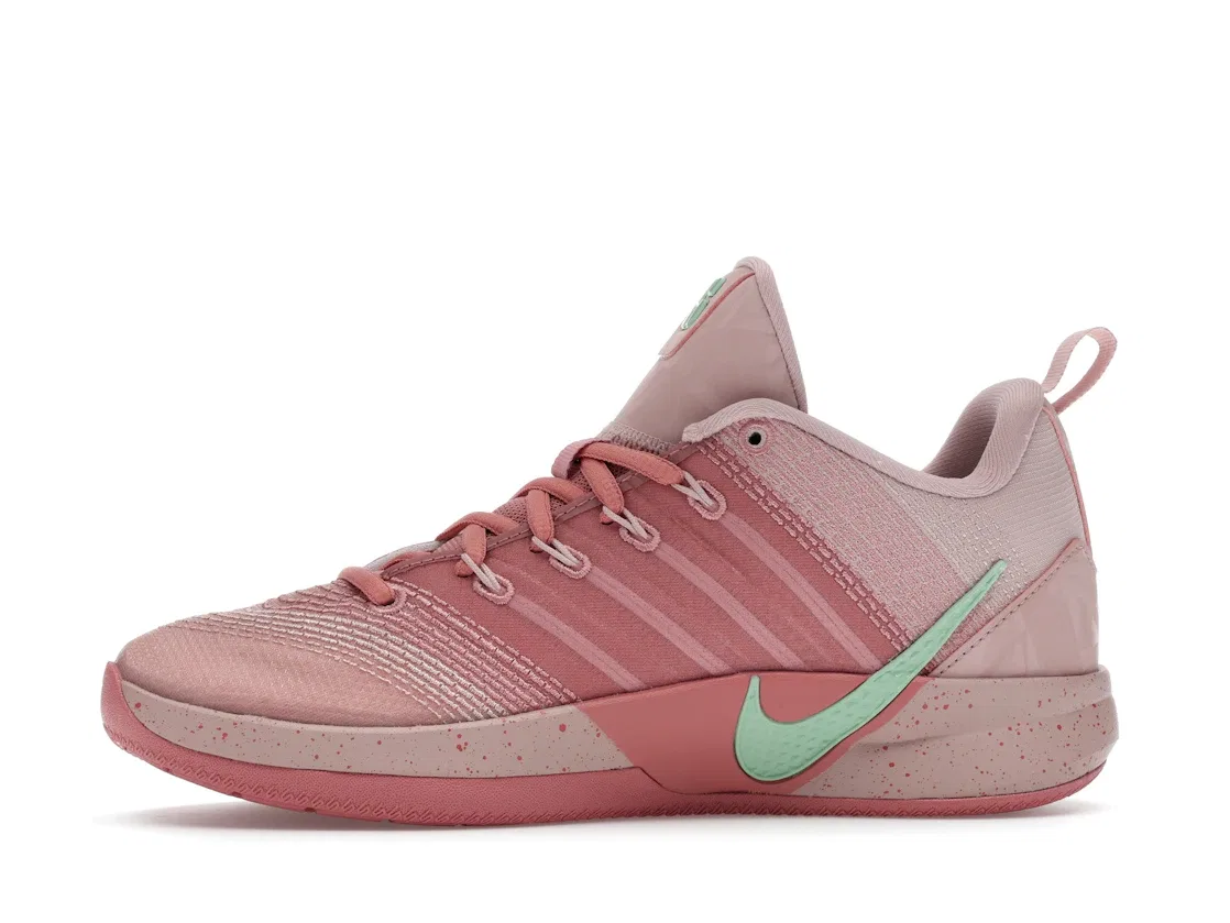 Детские кроссовки для девочек с принтом Nike Sabrina 3 Nike, Pink Oxford/Red Stardust/Enamel Green/Coconut Milk — фото 3