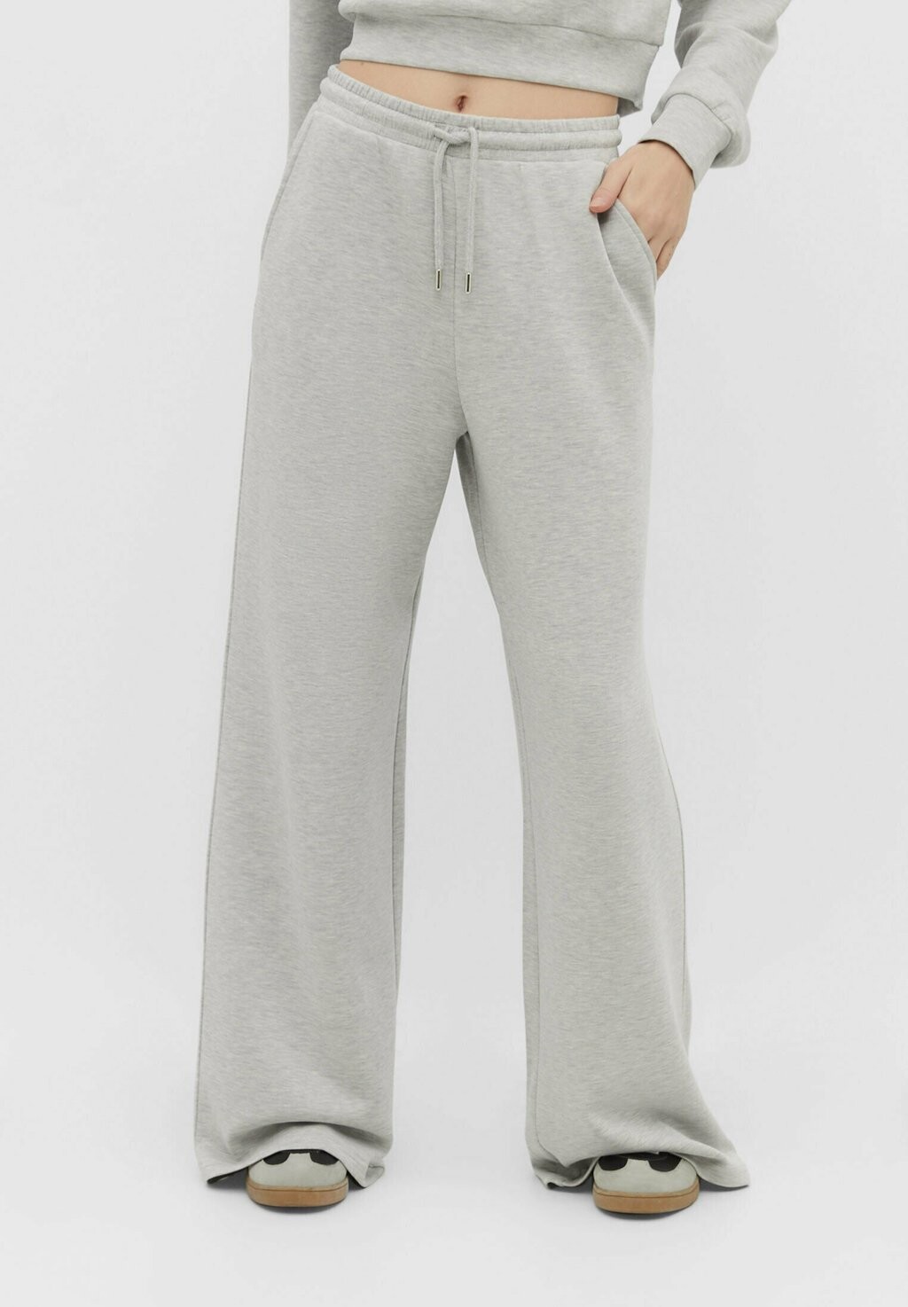 

Брюки спортивные PALAZZO Stradivarius, цвет light grey