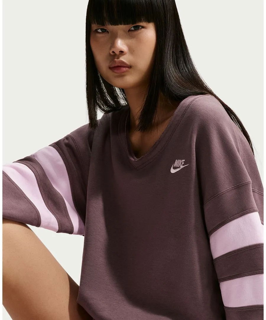 Женская флисовая толстовка Sportswear Club с V-образным вырезом свободного кроя Nike, tattoo/розовый foam/розовый foam — фото 3