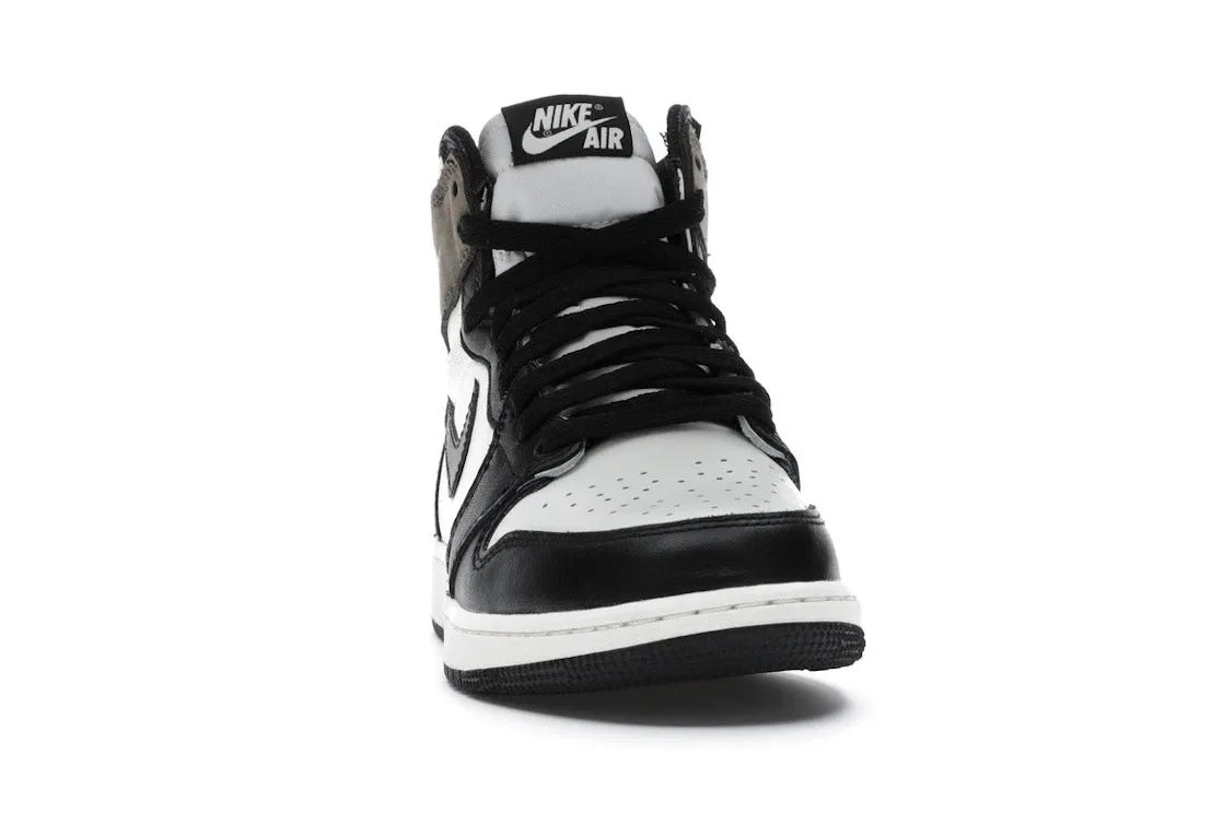 Детские кроссовки для мальчиков с высоким верхом Jordan 1 Retro High Dark Mocha Jordan, Sail/Dark Mocha-Black-Black — фото 2