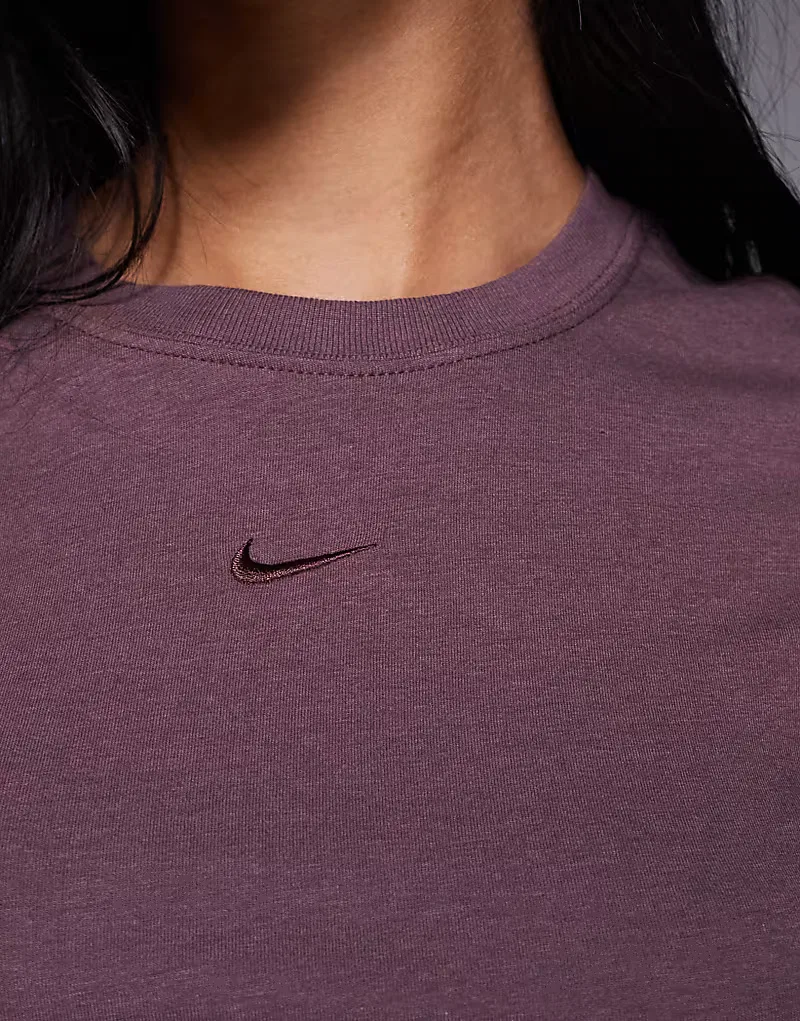 Укороченный топ Nike Chill, коричневый — фото 2