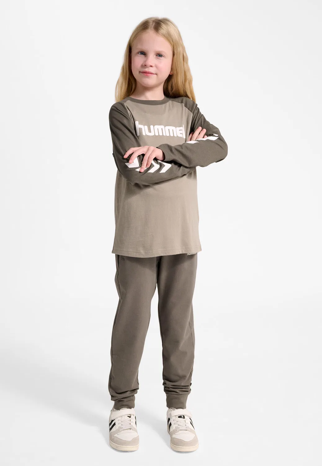 Детская футболка с длинным рукавом Hmljr Logo Hummel, Schwarz — фото 4