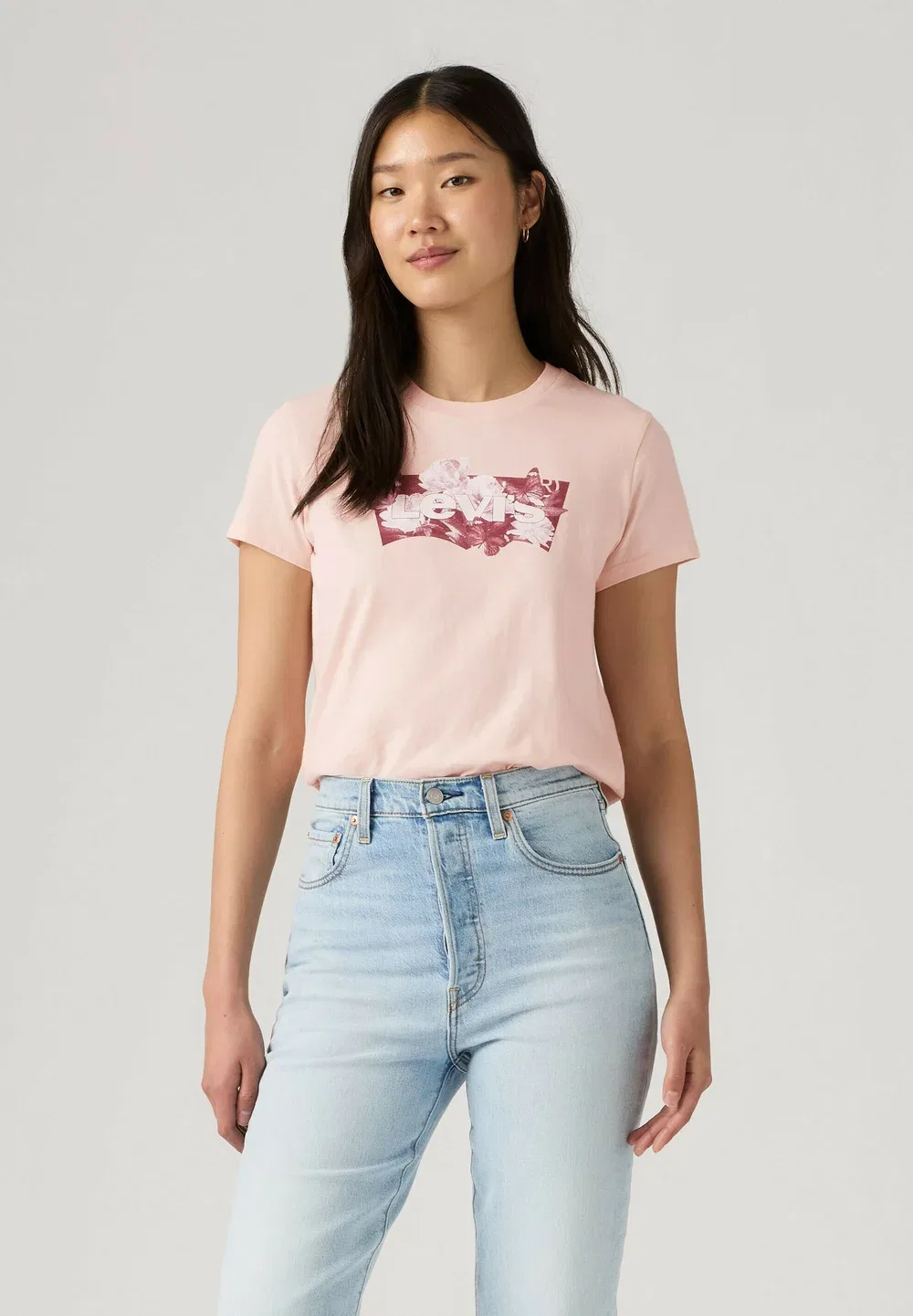 Идеальная футболка - футболка с принтом Levi'S, Core Sportswear Logo - Pinks — фото 4