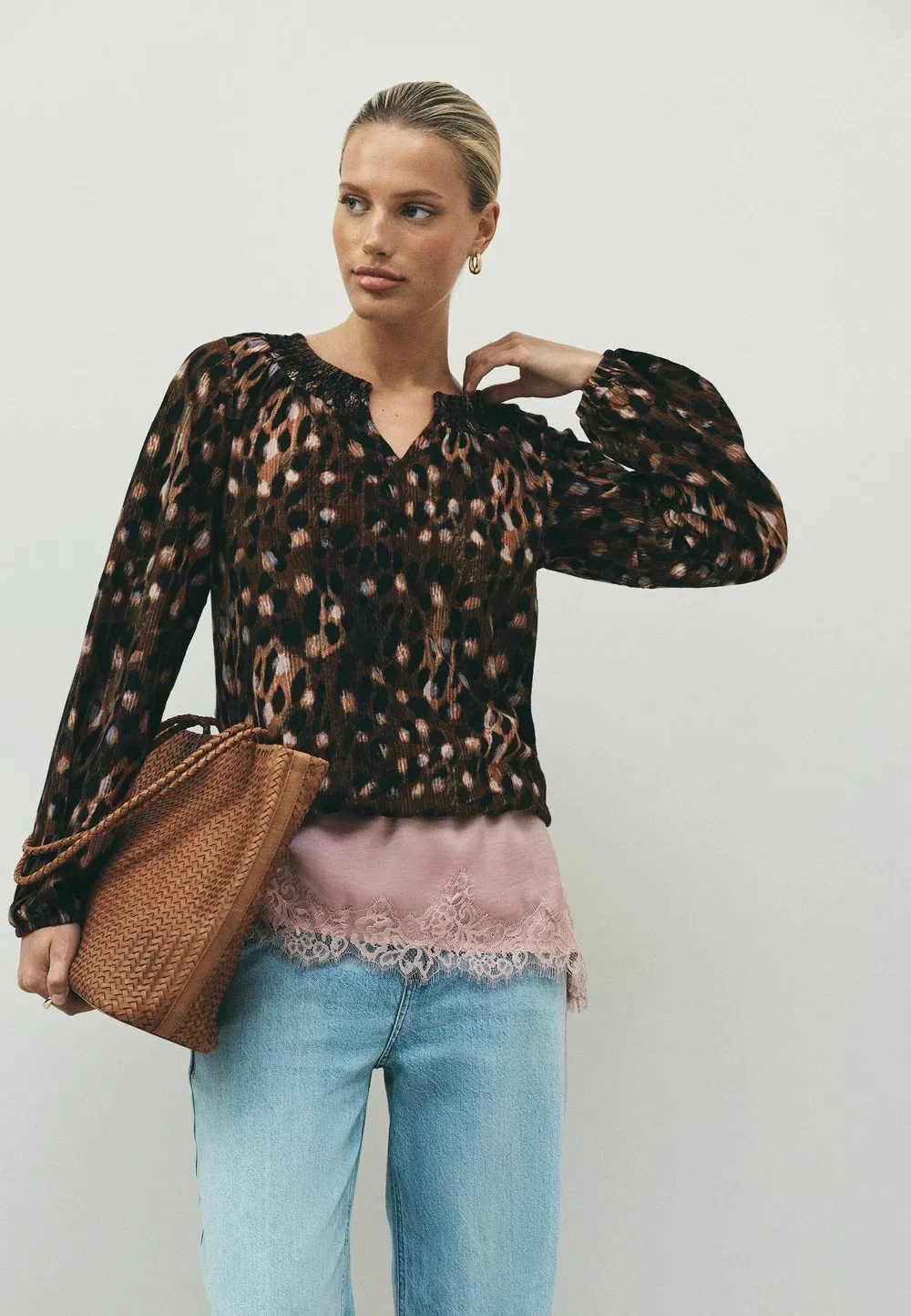Блузка стандартного кроя с длинными рукавами и вырезом-лодочкой Next, Animal Print