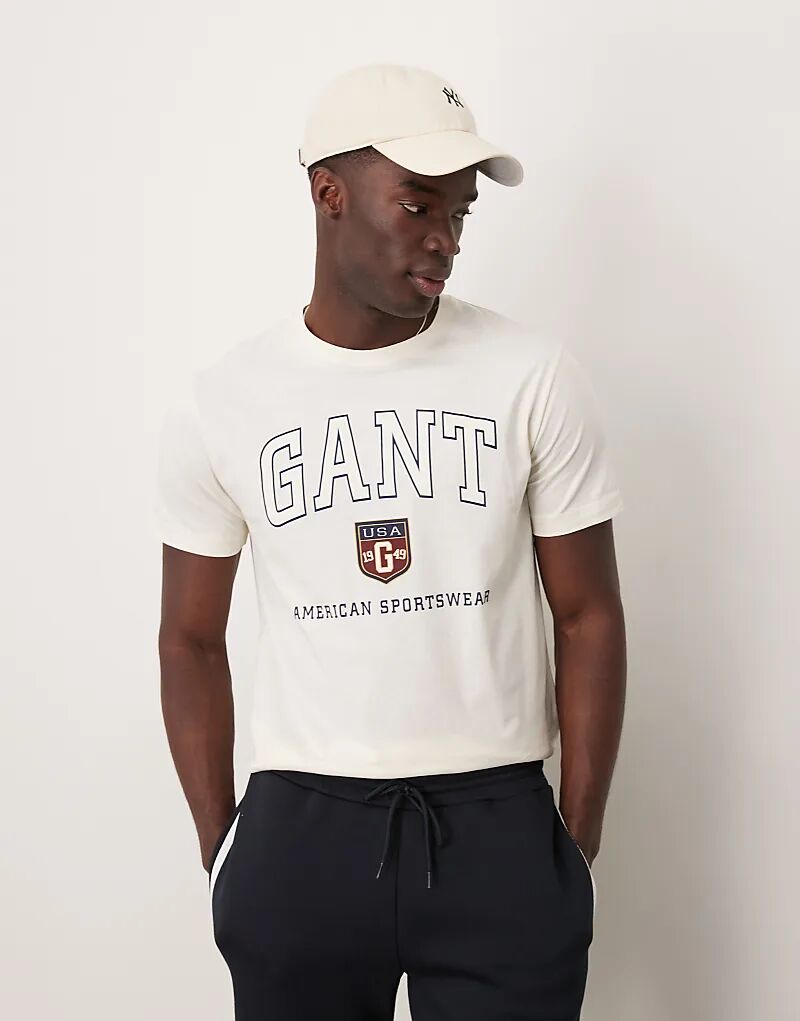 

Футболка с логотипом GANT varsity кремового цвета
